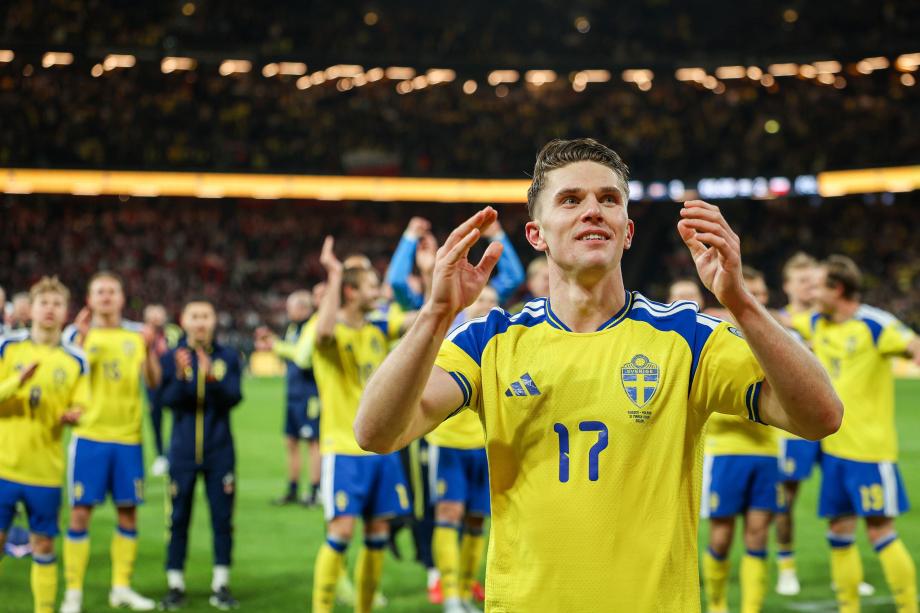 开云公司-约克雷斯绝杀伊兰加建功 瑞典3-2波兰晋级世界杯